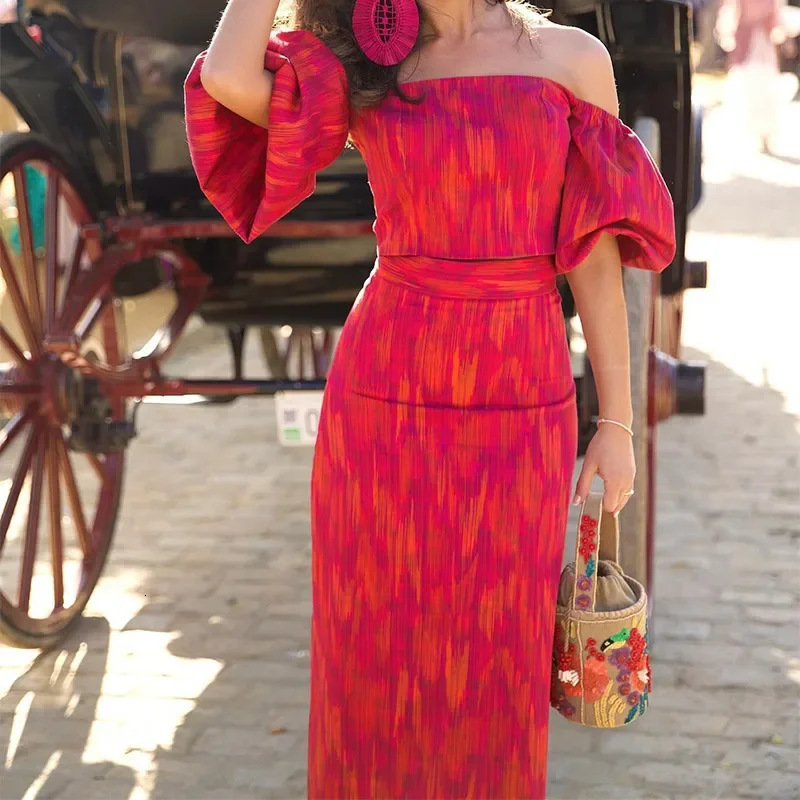 2024 off shoulder lantern sleeve top waist cinching half skirt set sexy socialite style 240627