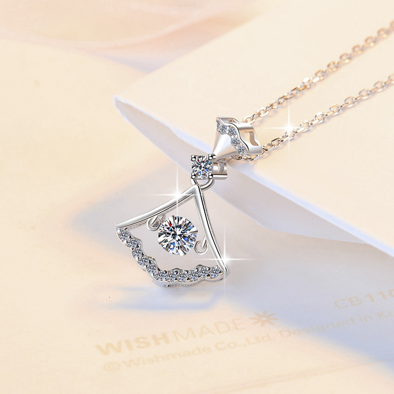 S925 sterling silver moissanite necklace for women versatile and high-end small skirt with agile collarbone chain headwear
