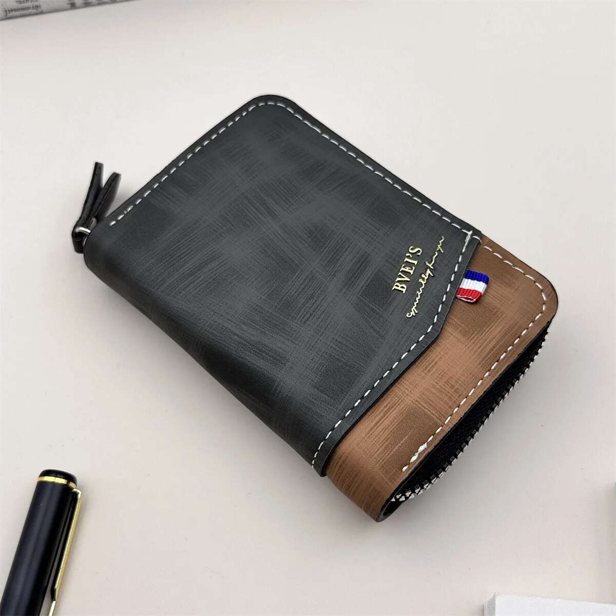 2025 New Multi Functional Zipper Jacket With Multi PU Leather Large Capacity Designer Card Bag For Men And Women