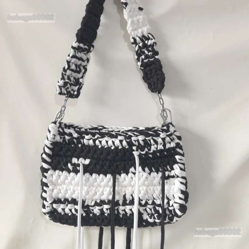 2024Women's Purse Shoulder Hot Selg Handmade Crochet With Contrasting Woven Bag Designer Handbag Bags For Lady