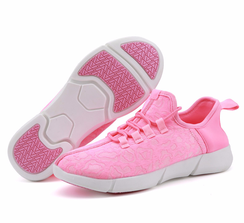 designer shoes 2025 Fiber optic luminous shoes for men and women casual light shoes USB rechargeable colorful flashing shoes LED light shoes couple st