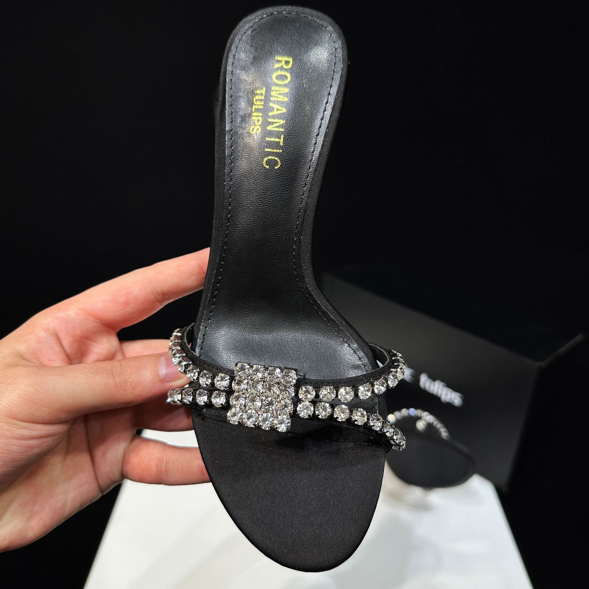 25 new style French elegant sparkling diamond pointed open toe high-heeled shoes with crossed straight stripes and cool slippers made of silk