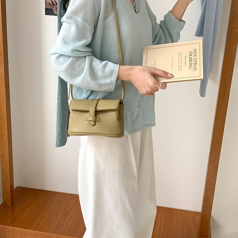 Korean Version Of A Small Niche Design Minimalist Style All Matching Small Square Bag 2025 Spring New Advanced Sense Of Single Shoulder Crossbody Bag 