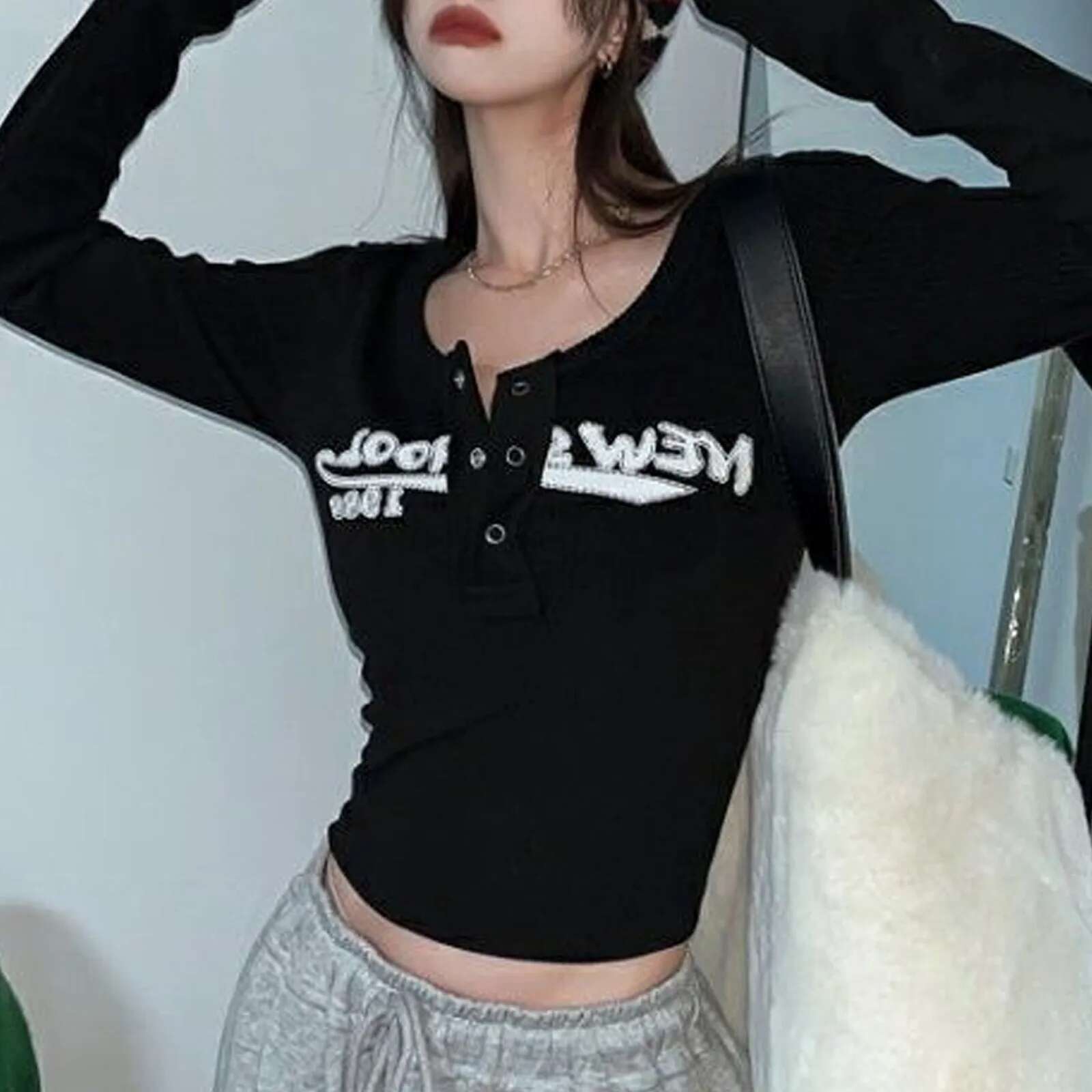 Ddmyshoesvip Y K Long Sleeve T Shirt Women Letter Print Slim Tees Tops Round Neck Button Streetwear Graphic T Shirts