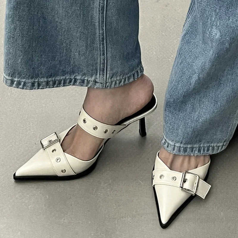 Punk Goth Metal Buckle High H Sandals Wen 2024 Summer Pointed Toe Silver Par Shoes Wan Korean Sle Thin H Sandals Z250326