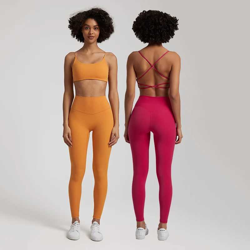 Soft two-piece gym set suitable for womens exercise fitness suit backless sports bra set new matching yoga pants set W250326