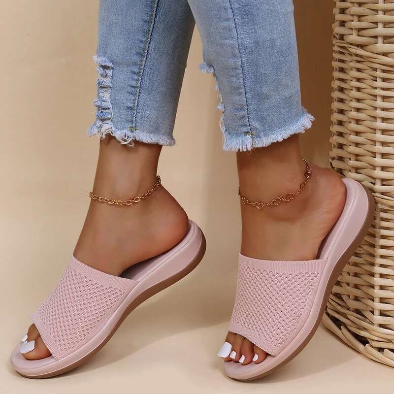 2025 Summer New Anti slip Designer Fashion Sandals Slippers Women's Wedge Walking Shoes Soft Slippers Women's Shoes