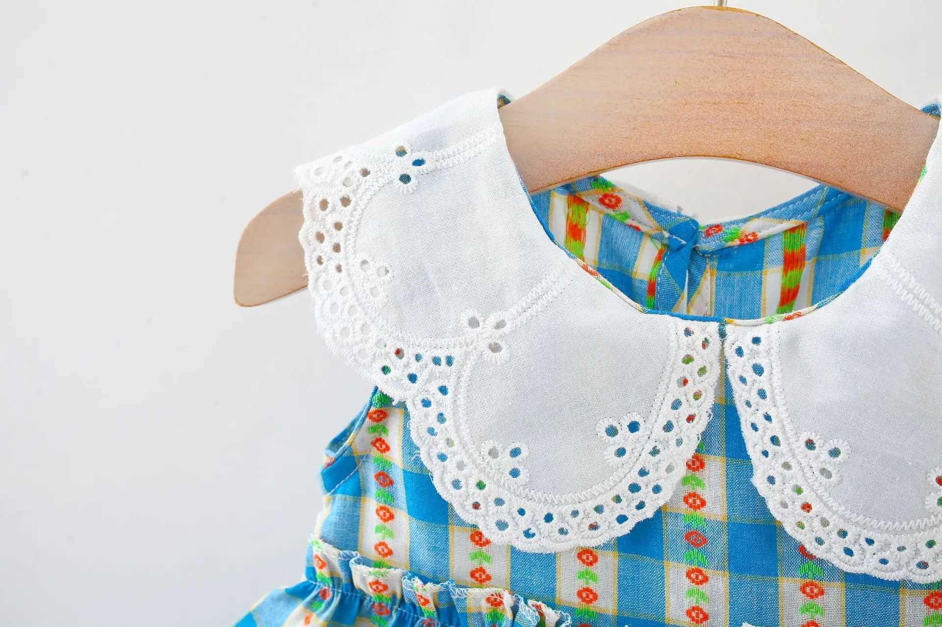 1-6 Y childrens girls cotton sleeveless lace collar dress cute floral plaid design dress W250326