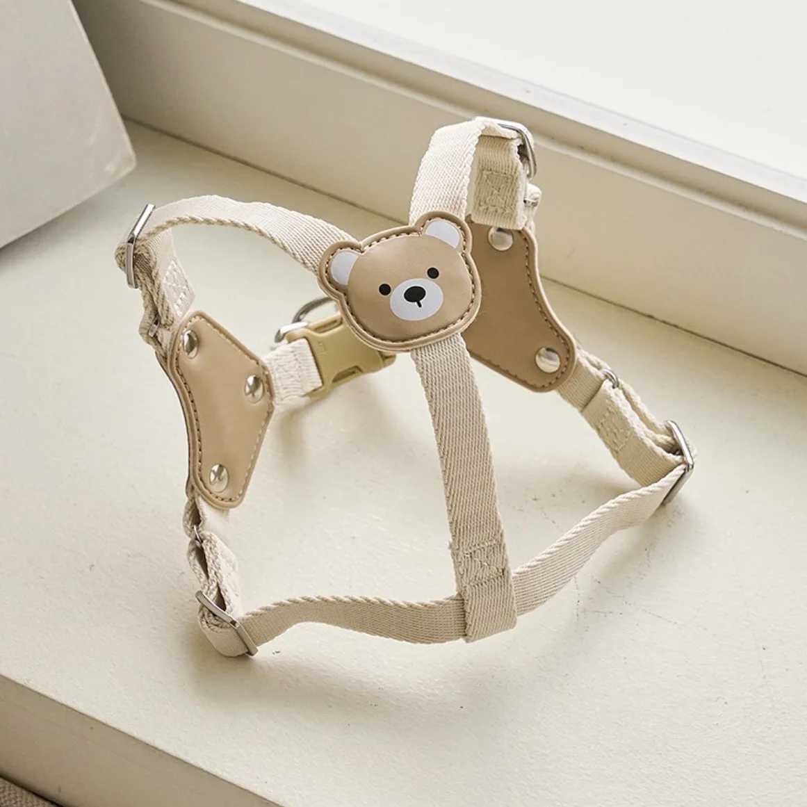 Dog Strap and Belt Set INS Style Pullless Soft Dog Vest Strap PVC Cute Bear Waterproof Dog Strap X250326