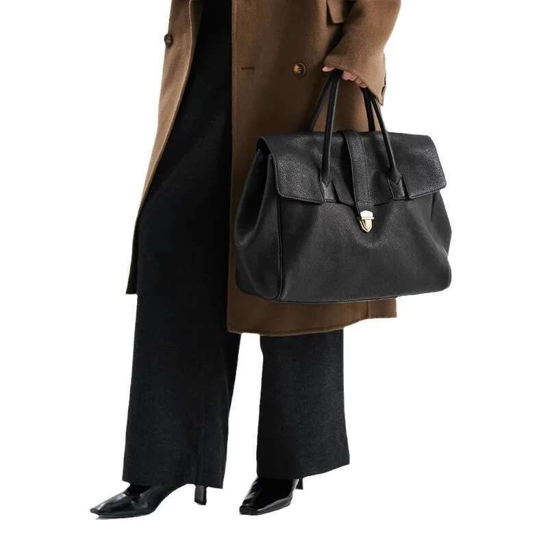 Designer Portable Briefcase For Women, High-End Retro Large-Capacity Commuter Handbag 2023