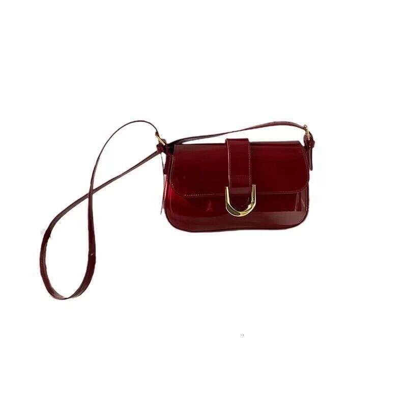Wine Red for Women 2024 New Handheld Underarm Premium and Versatile Cross Shoulder Bag, French Niche Bag