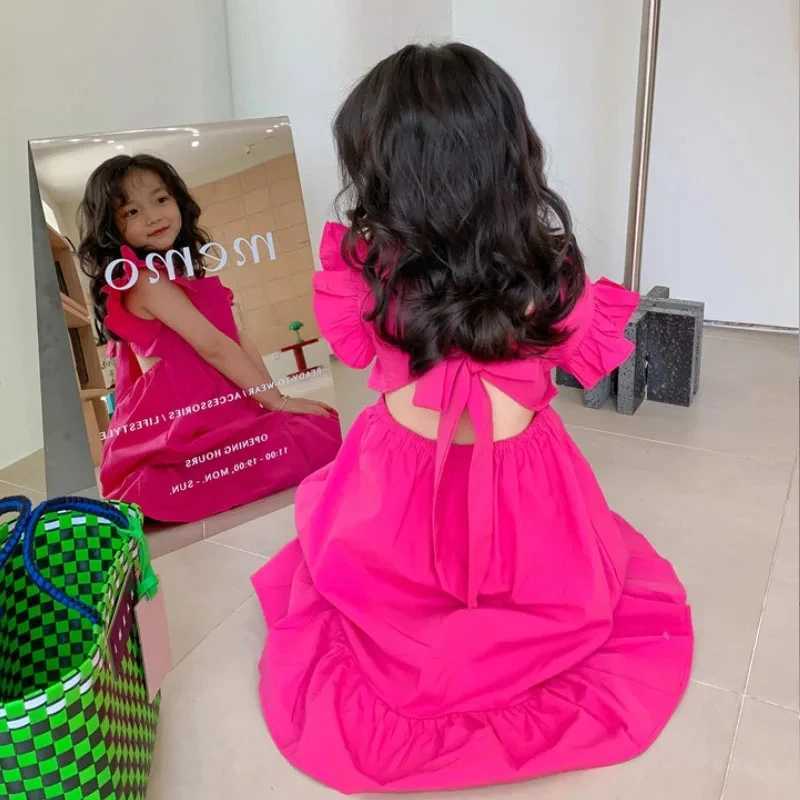 Dress Girl 2024 Summer New Style 2-7 Year Old Korean Version Hollow Back Fashion Casual Par Dress Childrens Clothing W250326