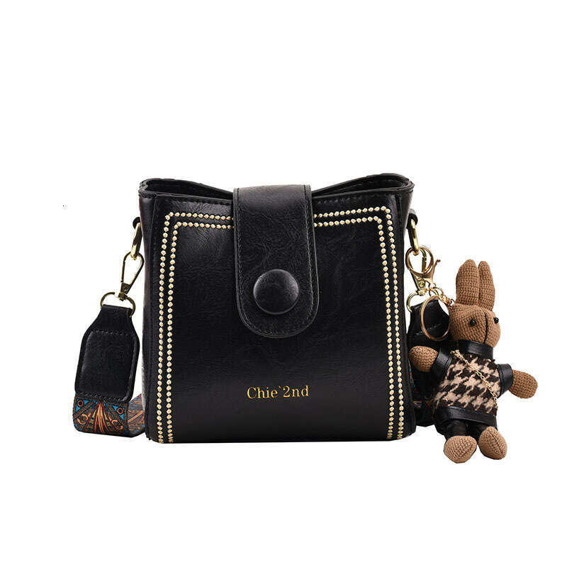 14 Bag women's trendy single shoulder crossbody 2024 new fashion versatile niche design bucket bag