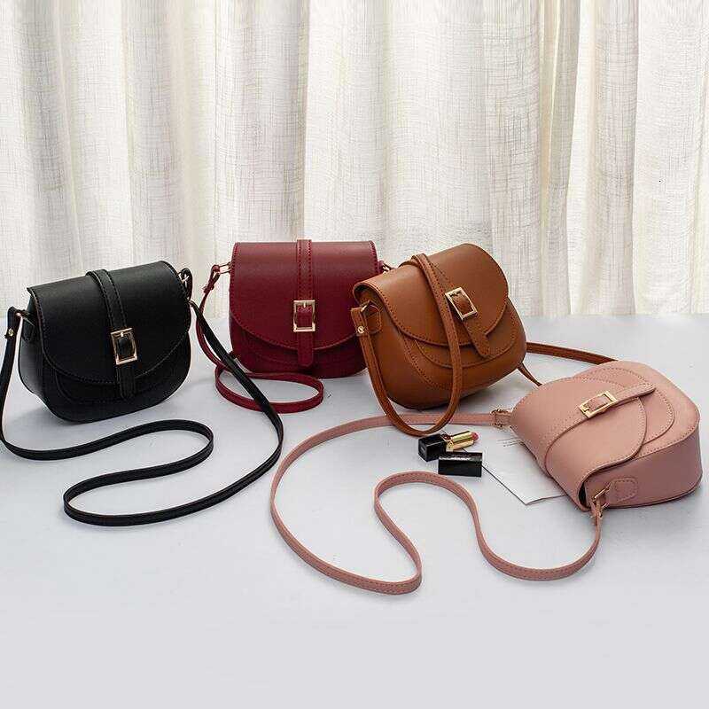 26 2025 Japanese and Korean New Fashionable Versatile Semi Shaped Saddle Belt Style Single Shoulder Diagonal Cross Women's Bag Trend