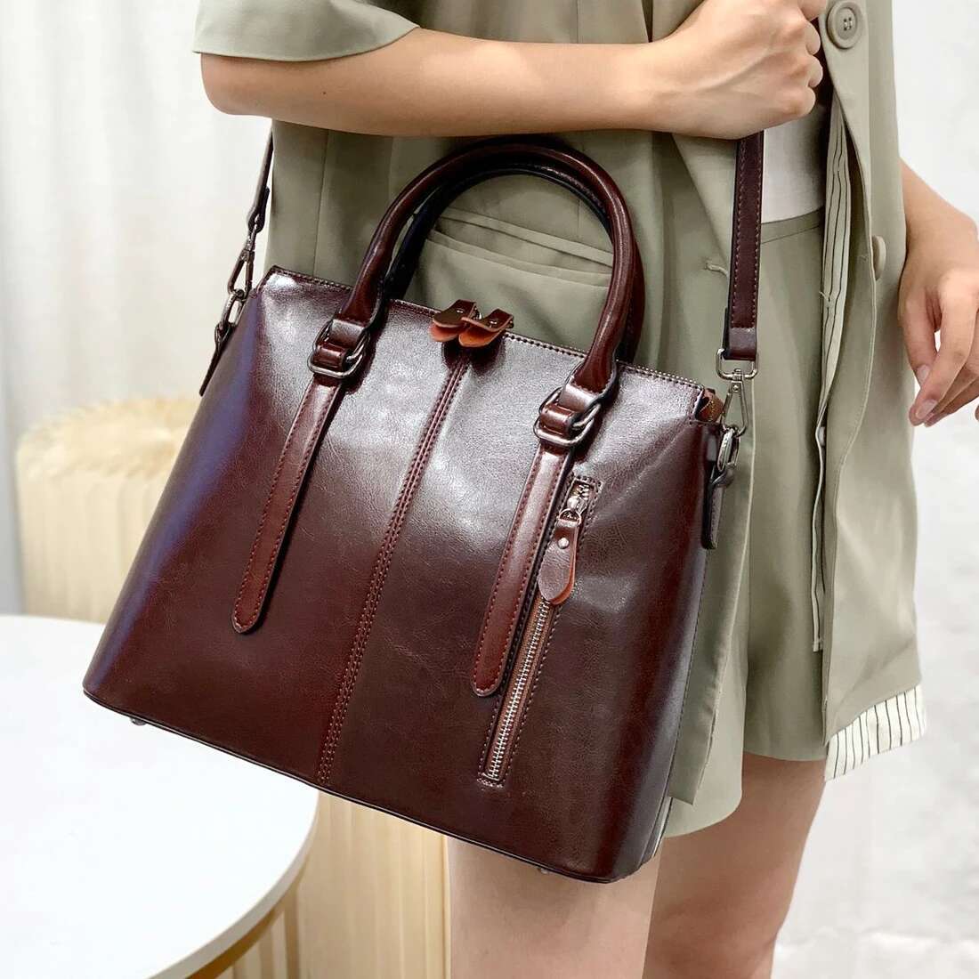 Women Shoulder Cross Body Handbag Top Handle Genuine Leather Casual Designer Lady Female Oil Wax Cowhide Messenger Tote Bag