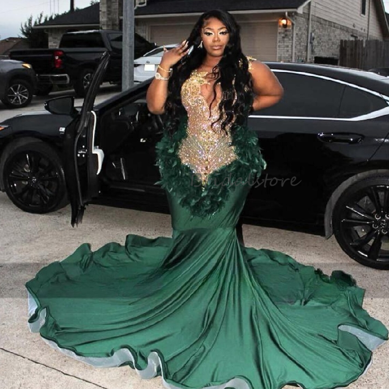 Statement-making Green And Gold Prom Dress With Diamond Rhinestone Plus Size Mermaid Black Women Evening Dress Feather Customized Bespoke Occasion Par