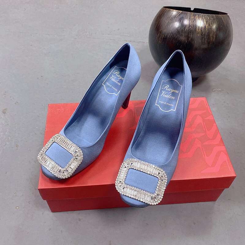 Women's New Square Button Single Silk Wedding Shoes Shallow Mouth Round Toe Thin Heel Rhie High Heels