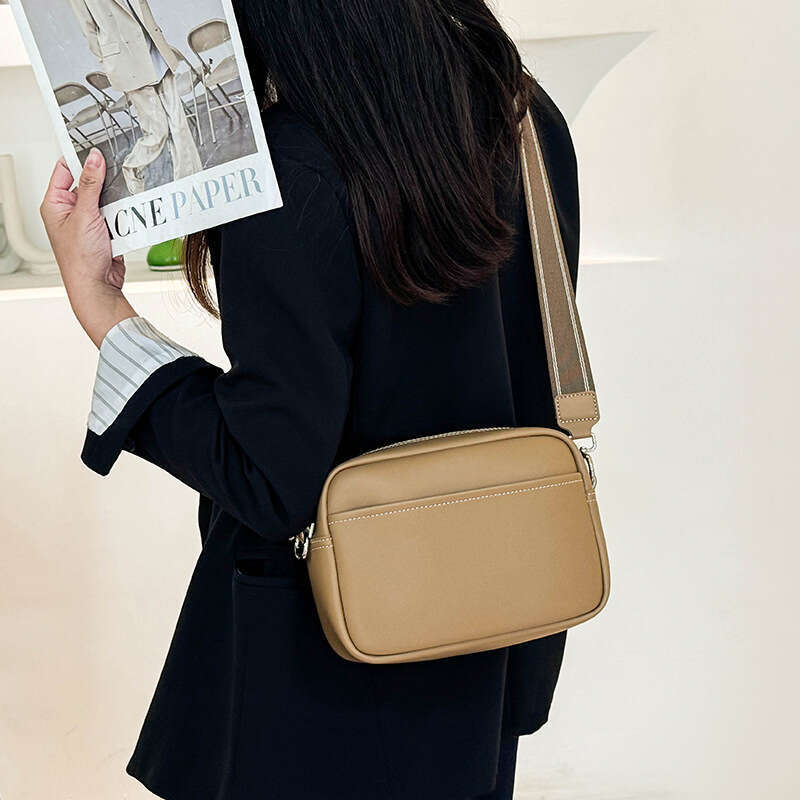 31 Camera 2024 New Large Capacity Crossbody Women's One Shoulder Small Square Bag Bags