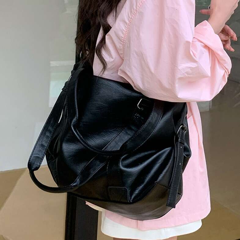 14 Trendy and Cool Handheld Travel for Women 2025 New Korean Edition Leisure Tote Large Capacity Crossbody Luggage Bag