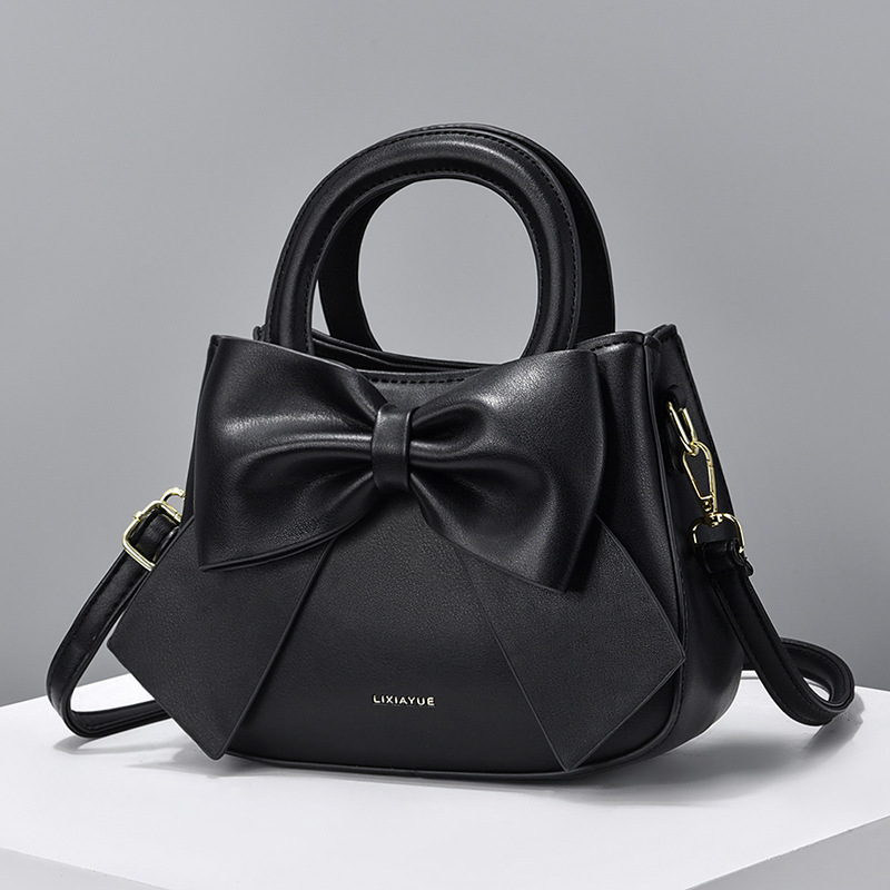 senior new 3 Women's sense of fashion and stylish one-shoulder women's crossbody bag 2025s hot