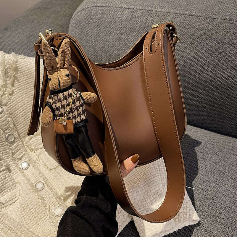 ef Popular for women 2025 new fashionable texture shoulder bag, large capacity women's crossbody bag