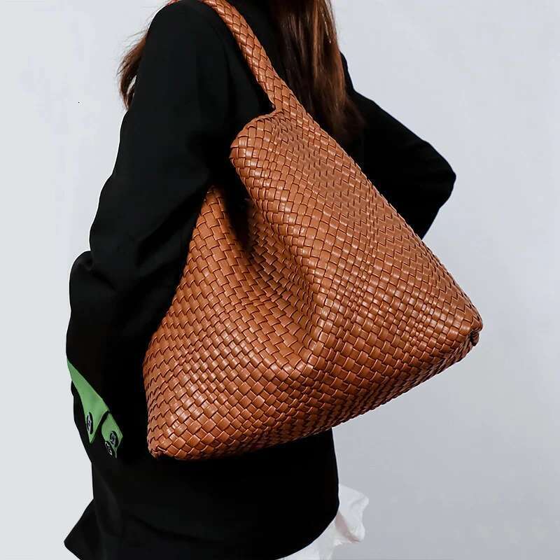 2024 Women PU Leather Handbag Lady Fashion Handmade Knitting Tote Female Hand-Woven Basket Shoulder Bag With Purse