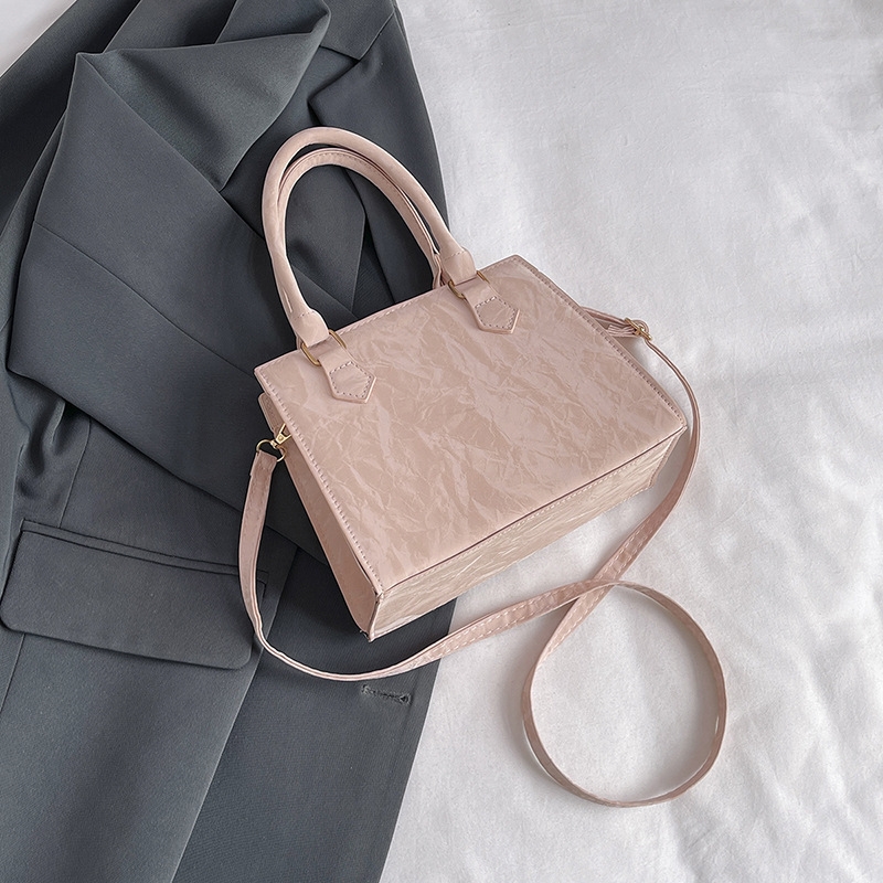 Hot selling fashion niche design folding small square handbag vintage fashion texture single shoulder crossbody bag