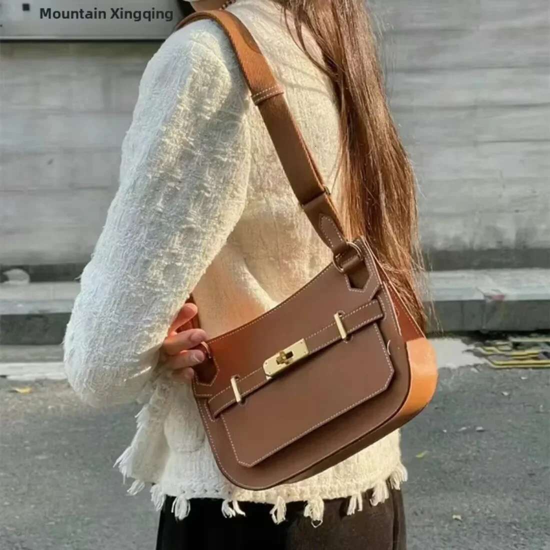 2024 New Women's Mini Crossbody Genuine Cow Leather Underarm Bag High-End Feel Single Shoulder Soft