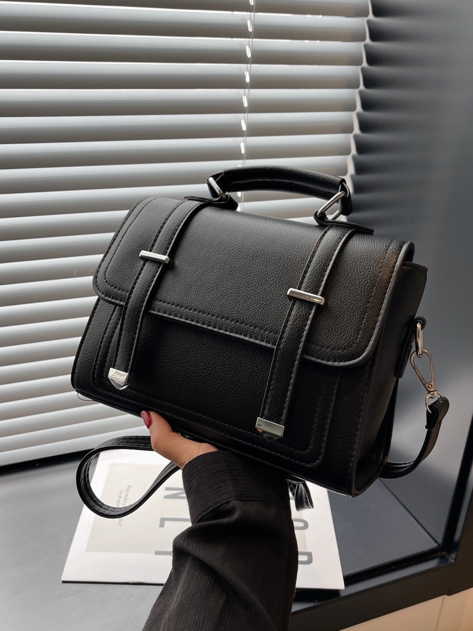 New niche design all shoulder crossbody bag foreign trade fashion simple portable small square bag