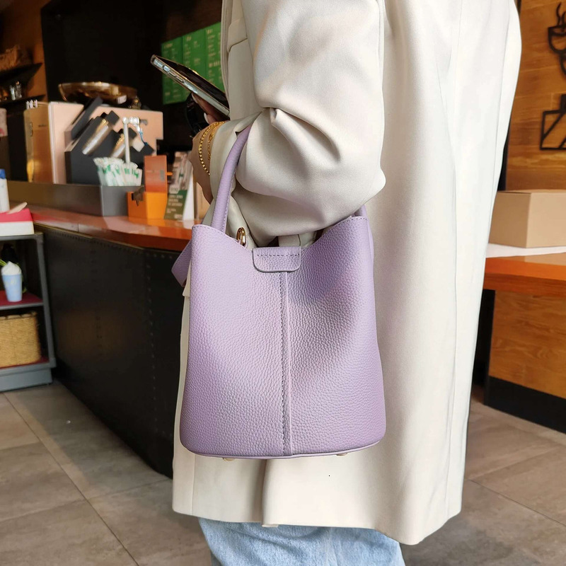 Noble Lavender Purple Round Bucket Tote Small Elegant Cowhide Leather Women's Shoulder Crossbody Fashion Ladies Hand Bag