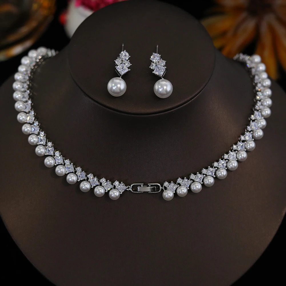 Elegant White CZ Wedding Accessories for Women Brides Classic Round Pearl Necklace and Earrings Costume Jewelry Sets X0482 250318