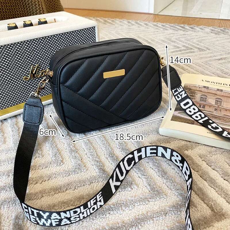 Fashion Women's Small Crossbody PU Leather Messenger Bags Zipper Handbags Designer Purse Summer Travel Bag for Female