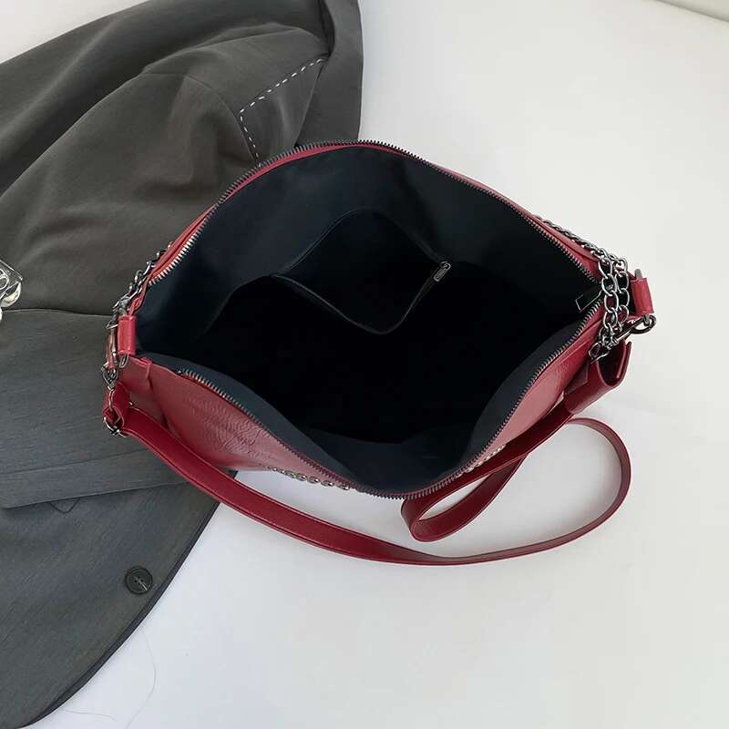 Fashion Chain Handbag Tote High Capacity Solid PU Leather Messenger For Women Halloween Skull Street Shoulder Bag Hobos