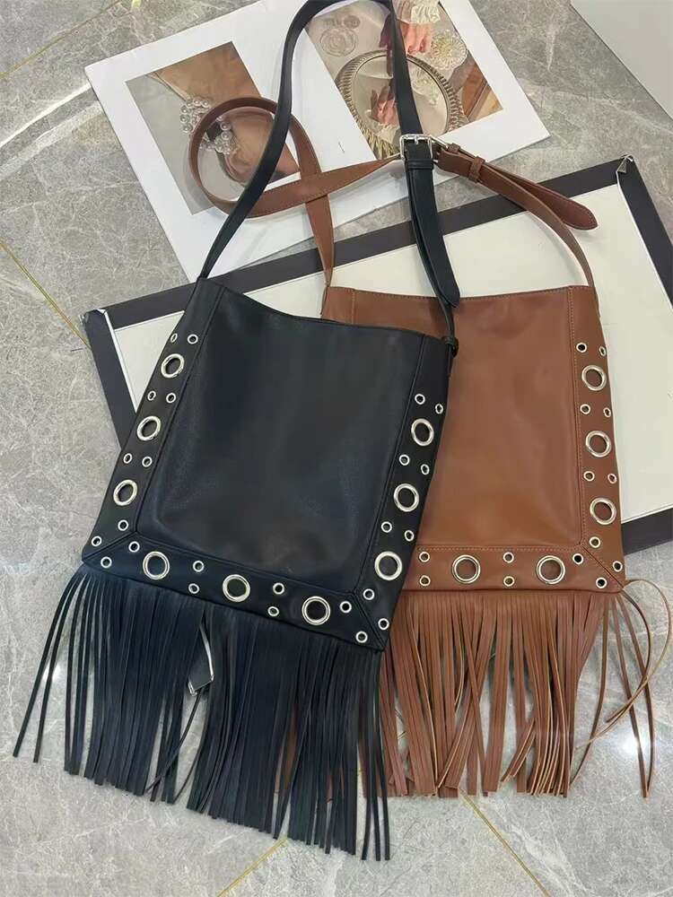 Brand Large Studs Fringe Shoulder Bag For Women 2025 Spring New Runway Rivet Crossbody Square Street Style Ladies Handbag