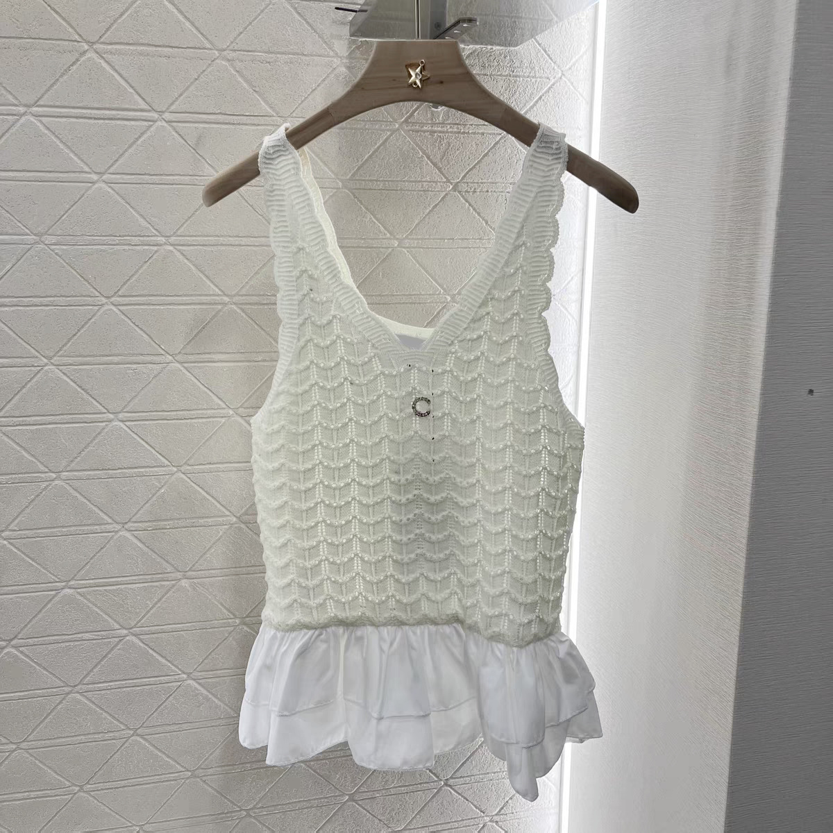 Chan 2025 new tops high quality women's T-Shirt tank top designer clothes women designer tops women T-Shirt women sexy crop top high stretchy knitted top vest women