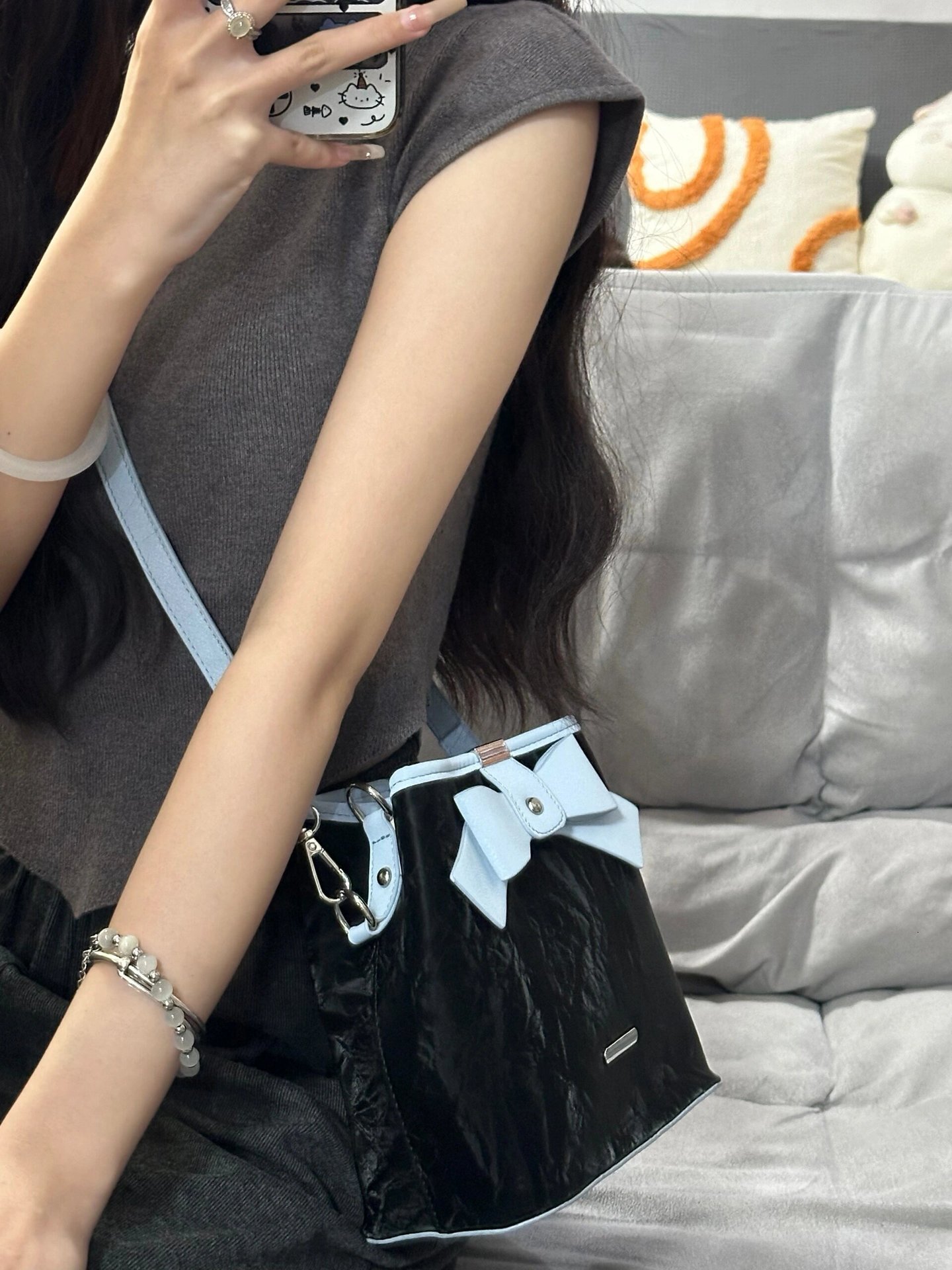 2025S Fashion Designer Water Bucket For Women New Trendy Niche High End Handbag Butterfly Bow Casual Versatile Shoulder Crossbody Bag