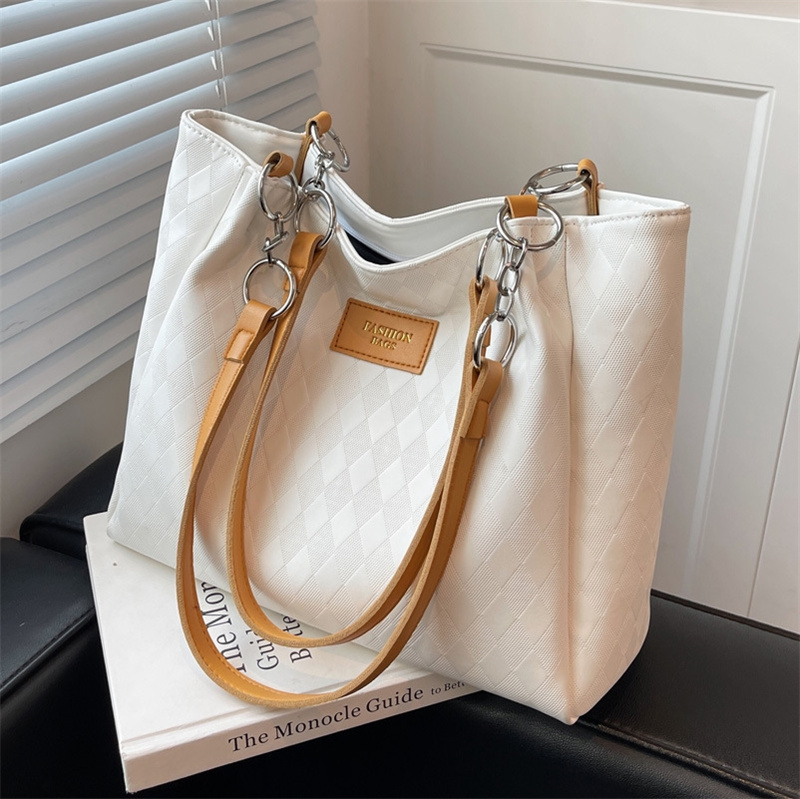 Free Shipping 2025 New Designer Bag Fashion Commuter High Quality Large Capacity Tote Bag Crossbody Bag Handheld Shoulder Bag for women