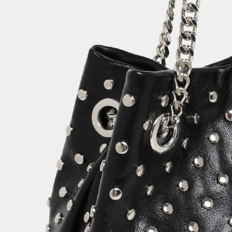 New High Quality Horseshoe Bucket Bag Exquisite PU Rivet Sequin Design Women's One Shoulder Handbag