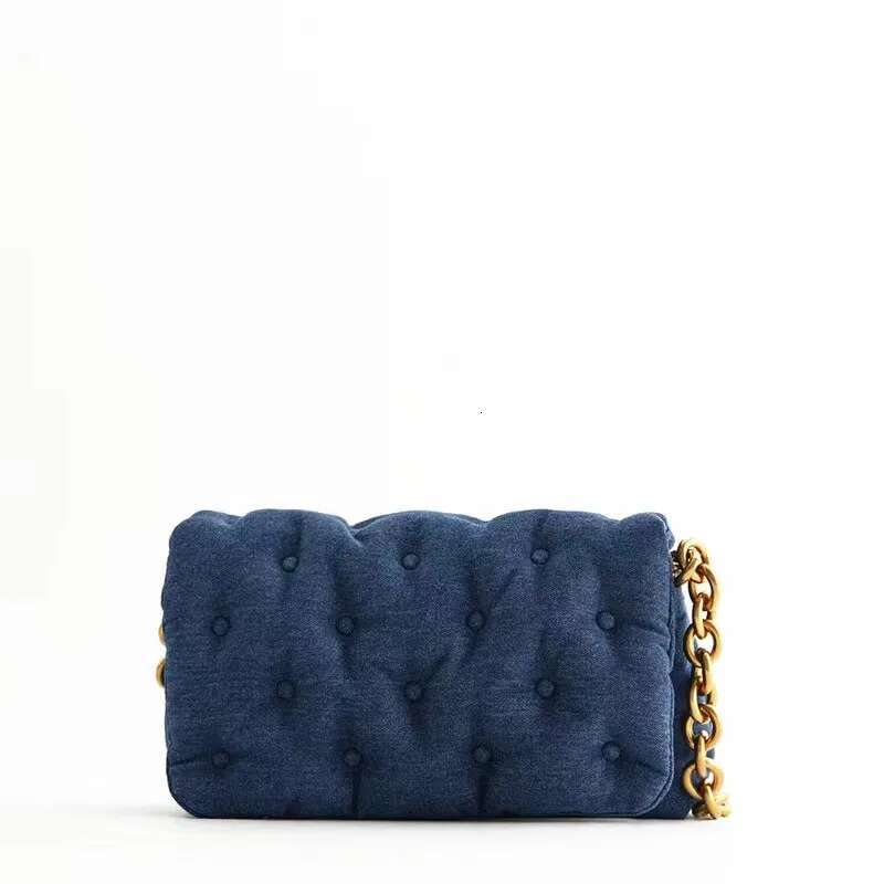 Metal Chain Women Designer Handbag Large Capacity Crossbody Bag High Quality Shoulder Purses