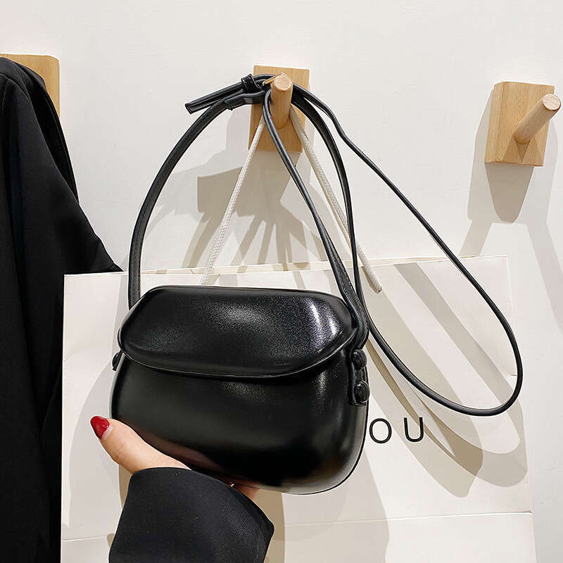 86 Korean Saddle 2022 Summer New Single Shoulder Crossbody Fashionable, Simple and Versatile Women's Mobile Bag