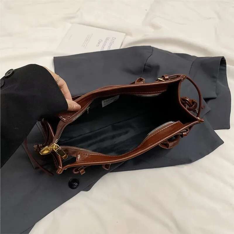 Retro PU Leather Shoulder Bag For Women 2024 New Autumn Winter Trend Underarm Lady Korean Fashion Tote Bags Handbags