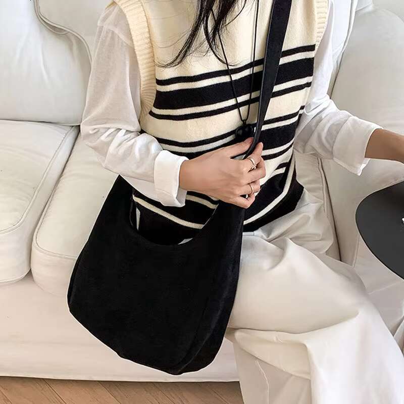 High quality new oversized trendy shoulder bag, women's handbag, suede handbag