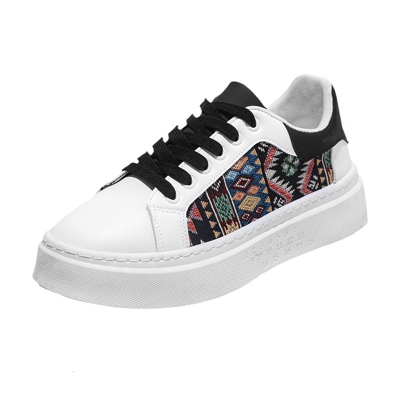 2025S New Trend Designer Men S New Spring Niche Trend Casual Board For Teenagers With Thick Leather Surface High Sole Bread And Trendy Shoes