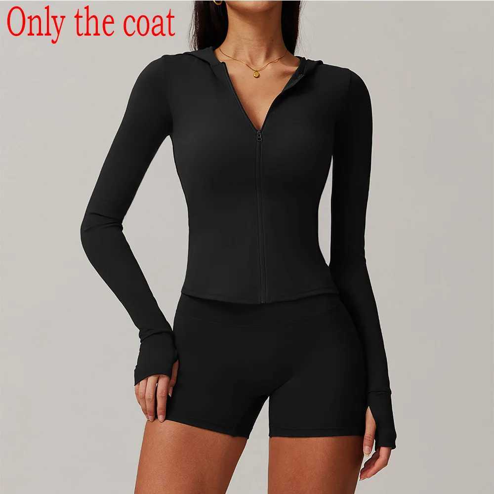 Long sleeved yoga shirt for women gym top fitness suit womens running exercise yoga shirt sexy yoga long sleeved sportswear W250326