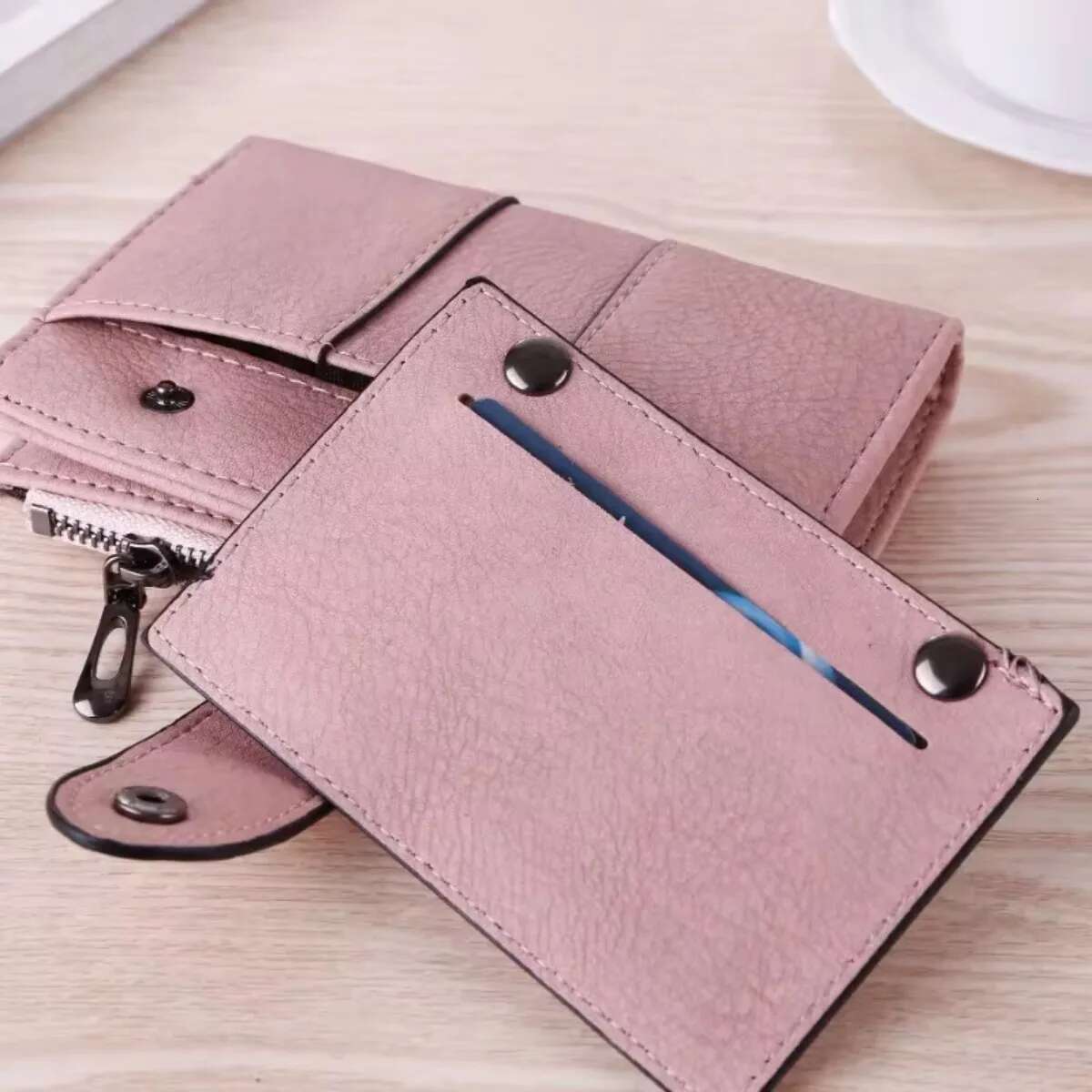 Women's Minimalist Retro Rivet Short Coin Card Holder Handbag Designer Wallet Women's Cushion Women