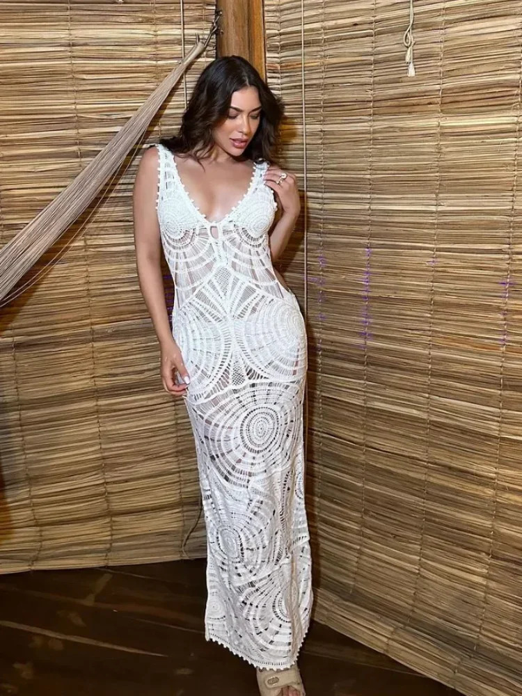 Vacation Crochet Hollow Out V Neck Knitted Cut Out Women Dress Hlollow Out Slim Fit Solid Robes 2025 Lady Beach Vacation Dresses 250325