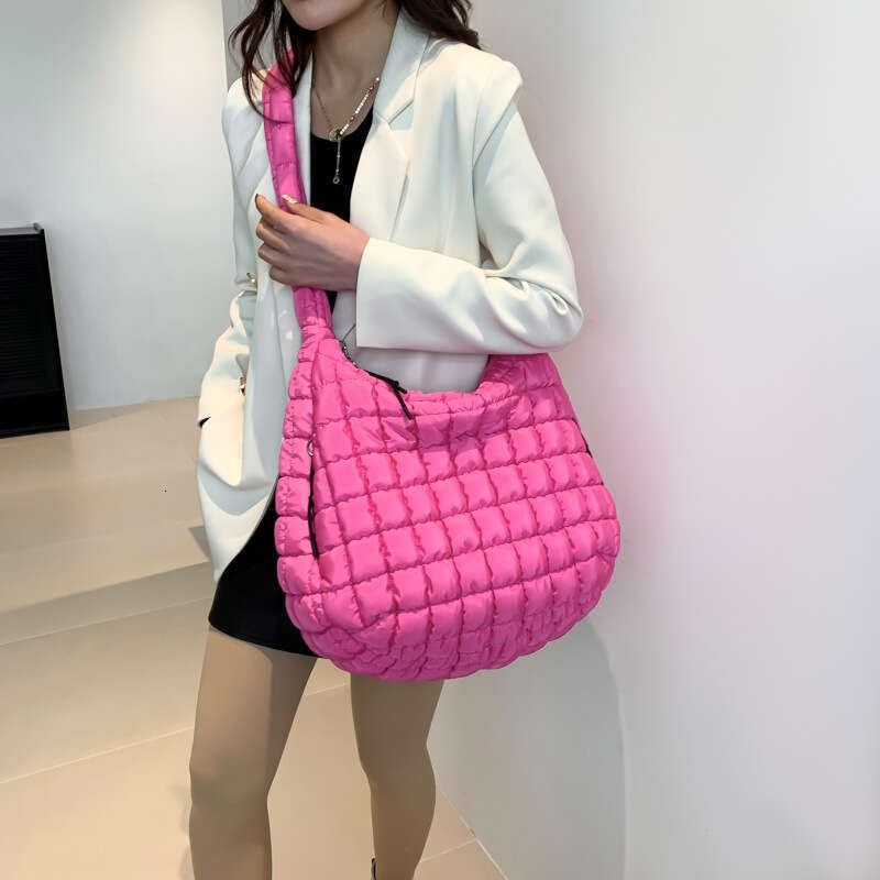 61 Folded Fashion One Shoulder Handheld Dumpling Large Capacity Down Cotton Cloud Women's Bag