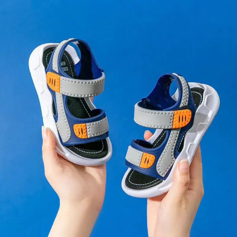 Home Childrens Sandals Summer Style Leather Casual Primary School Students Soft Bottom Beach Boys Sandals 250326
