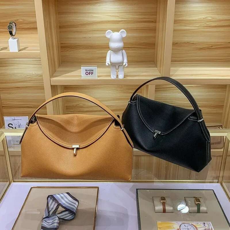 Women's 2025 New In Single Shoulder Pillow Soft Leather Commuter Large Capacity Handbag Designer Bag