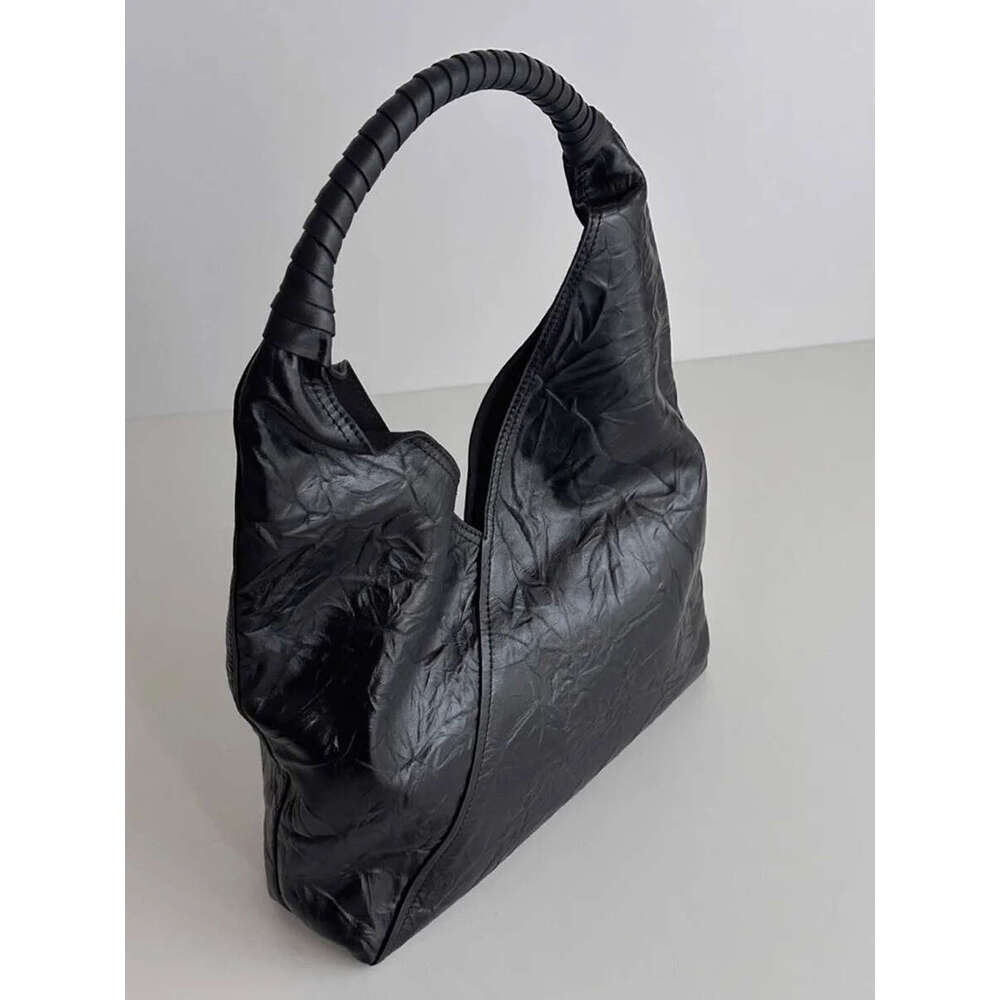 Women's Bags Women's Bags Super Hot Water Bucket For Women New Style, Popular This Year, High-End Sense, Niche Pleated Single Shoulder Tote 
